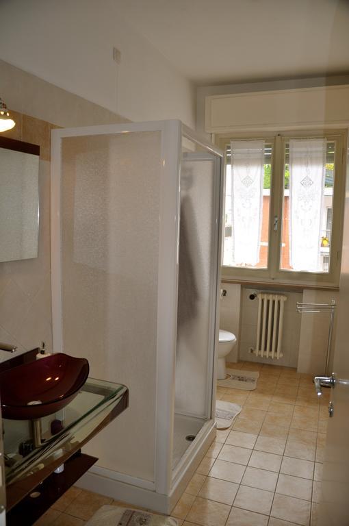 Apartment Montebello Parme Extérieur photo